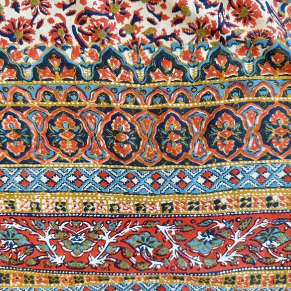 Lucky Brand Women’s Studded Border Scarf Print Boho Cap Sleeve Tee Size Small - Picture 9 of 13